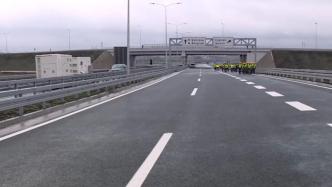 中国企业承建塞尔维亚高速公路路段通车
