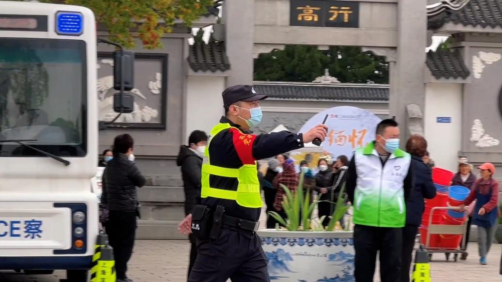 上海奉贤公安防控升级，应对踏青祭扫大客流