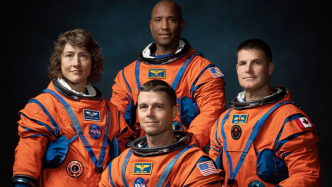 NASA公布探月计划四人名单，女性与非裔宇航员在列