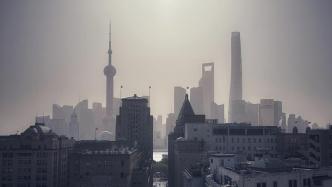 城事｜沙尘影响下的上海天际线