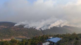 云南玉溪森林大火：部分地段火勢已有效控制