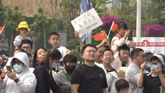 “這是個有愛的城市！”云南玉溪山火全部撲滅，群眾自發歡送滅火英雄