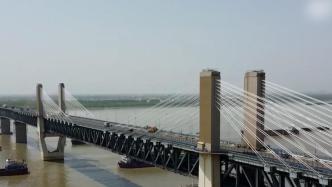 服役23年，安徽芜湖长江大桥斜拉索首次更换