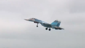 视频丨美俄军机在叙利亚上空近距离遭遇