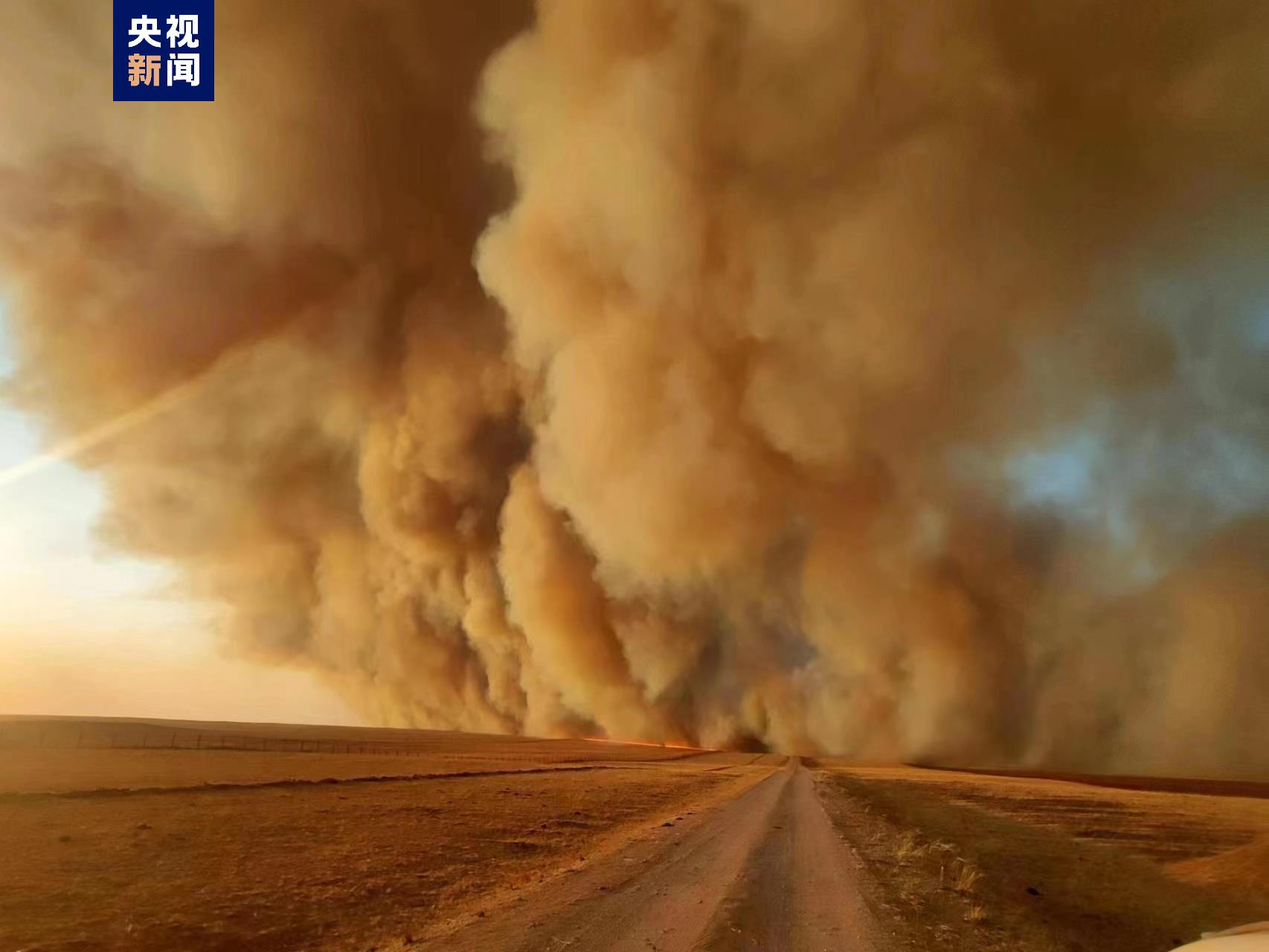 中蒙、中俄邊境突發入境草原火災，森林消防部門已前往救援