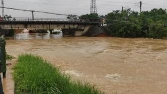江西丰城河堤溃口致村庄被淹：决口已稳住，消防全力投入救援