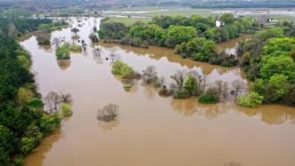 直播录像丨江西10地特大暴雨，一河堤溃口200余人受灾