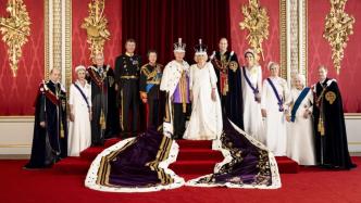 图说｜英国王室晒出加冕官方“全家福”，缺席两人