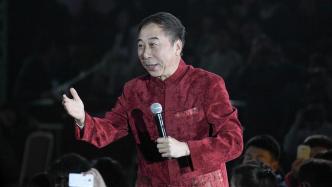冯巩再添新职务：接棒姜昆，当选新一届中国曲协主席