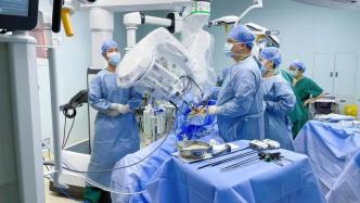 74岁老人完成单孔达芬奇机器人胰腺手术，为全球首个临床病例