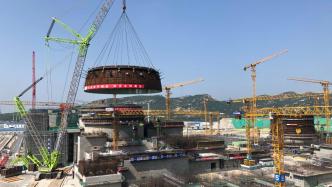 田湾核电7号机组穹顶球带成功吊装，全面转入安装阶段