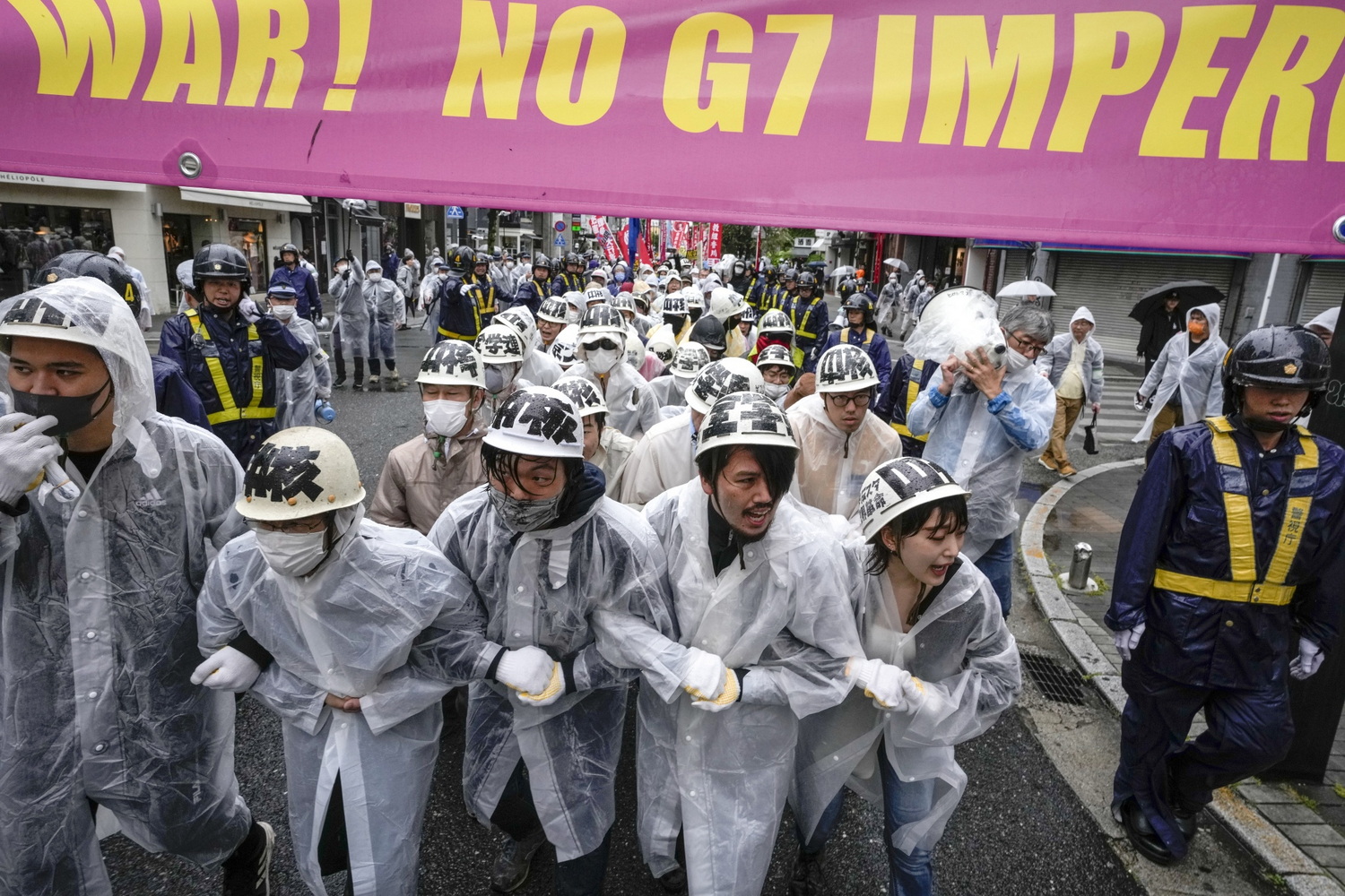 韩国市民团体在总统府前集会 呼吁禁止福岛核污染水排海 - 西部网（陕西新闻网）