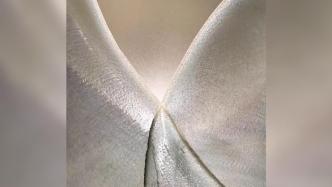 神奇又壯美！錢塘江再現(xiàn)交叉潮