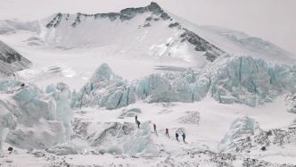 逐冰而上｜珠峰科考Vlog⑰：走进冰塔林，有队员严重高反紧急下撤