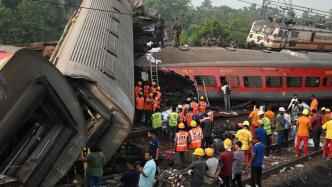 印度铁道部部长：列车相撞事故原因为电子联锁发生变化