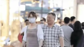 中铁三局辟谣董事长与女子逛街，媒体：街拍不是构陷他人工具