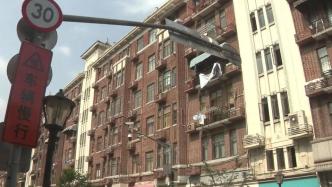 上海历史保护建筑永业大楼楼顶遭遇雷击，破损处已应急修复