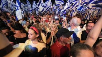 以色列抗议者封锁高速公路反对司法改革，议员重启法案辩论