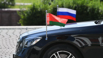 普京：俄白两国正努力确保经济稳定，免受西方制裁影响