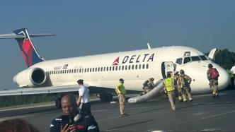 起落架未打开，美国达美航空客机迫降全员安全疏散