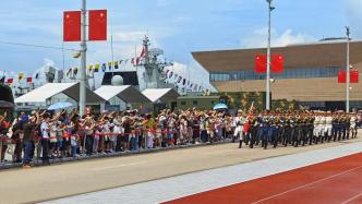 庆祝香港回归祖国26周年，解放军驻港部队举行军营开放活动