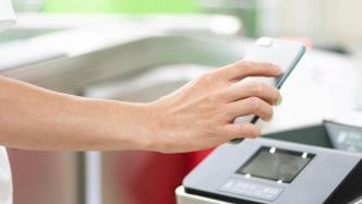 入校需要有“關(guān)系”，有商家將高校游覽參觀做成付費(fèi)生意