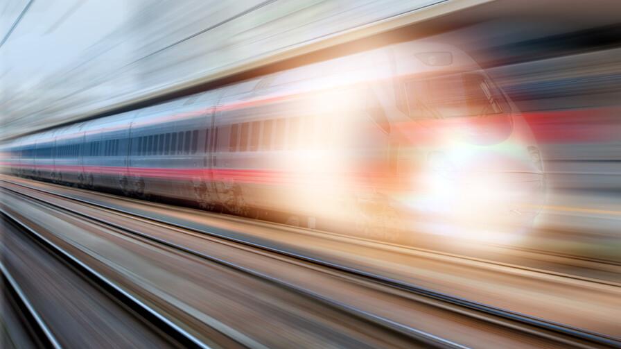 7月12日,随着dj882次4时32分从昆明洛羊镇站,dj881次4时40分从成都