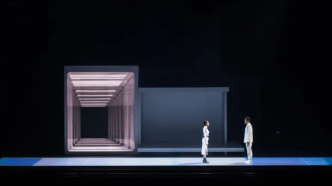 科幻《永生之后》被搬上舞台：剧场是思考人类未来的最好空间