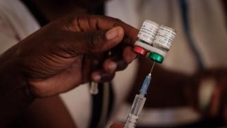 世卫组织：随着疫情影响减弱，全球儿童疫苗接种逐步恢复
