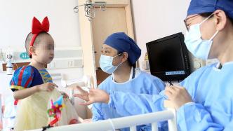 复旦儿科医院完成首例心脏移植手术，4岁先心病女童获新生