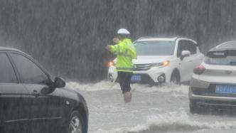河北省气象台7月31日17时继续发布暴雨橙色预警信号