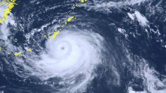 台风“卡努”逼近日本冲绳，或出现巨浪，大部分航班取消