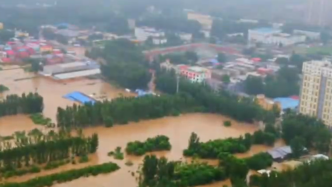 河北涿州洪水一小区塌方多户被困：急需食物和水
