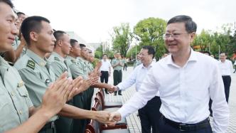 陳吉寧龔正出席“南京路上好八連”命名60周年創新發展觀摩活動，看望慰問部隊官兵