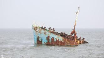 沉船无人打捞成为污染隐患，唐山检方提起公益诉讼获法院支持