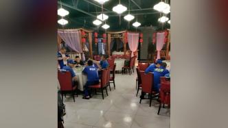 涿州一饭店老板为救援队员免费提供食宿：作为本地人想做点事