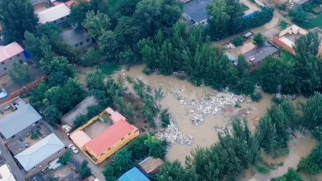 涿州受灾村民即将返村重建，村支书发求助信息：缺饮用水消毒液等物资