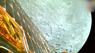 印度“月船3号”完成首次近月制动，发回首批图像