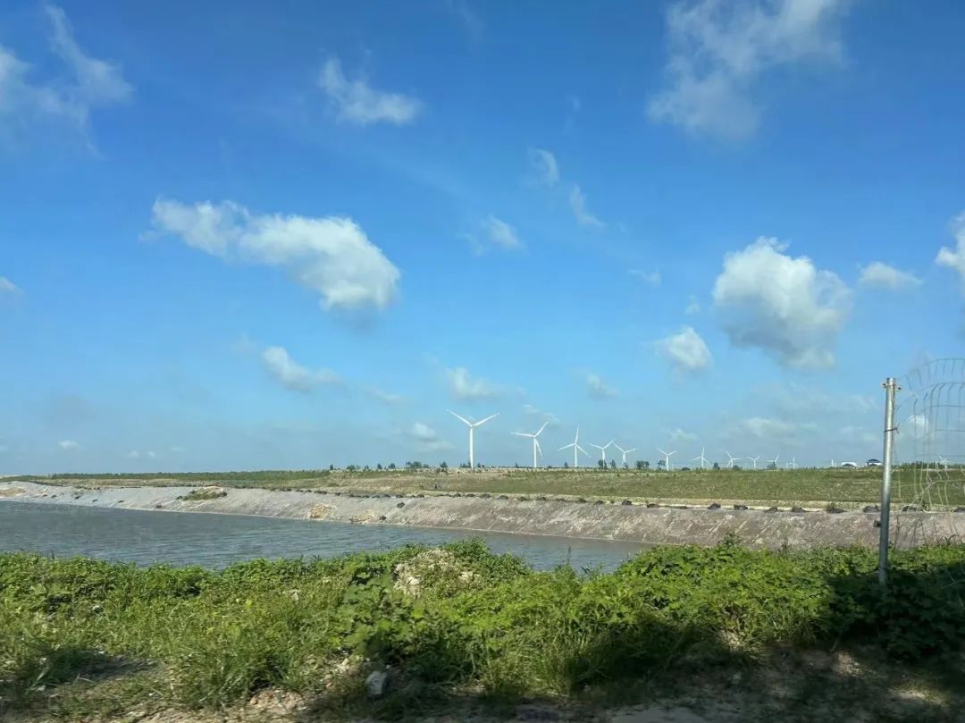 大学生在基层|在这个神奇的“发信台”,一道道电波联通船岸_浦江头条_澎湃新闻-The Paper