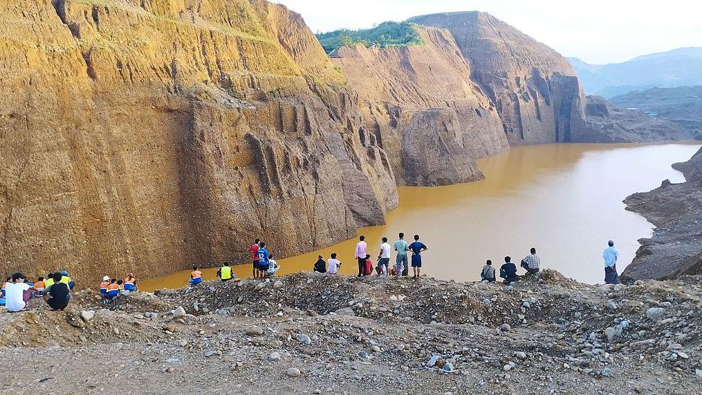 外媒：缅甸救援安排宣告玉石矿区塌方事端30余名失踪者罹难
