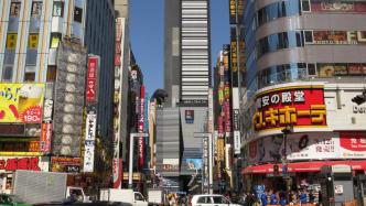新地标与风俗业并存，东京新宿歌舞伎町会成为明日之城吗？