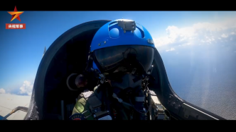 练为战！南部战区海军航空兵从西沙岛礁机场起飞投入空战演练
