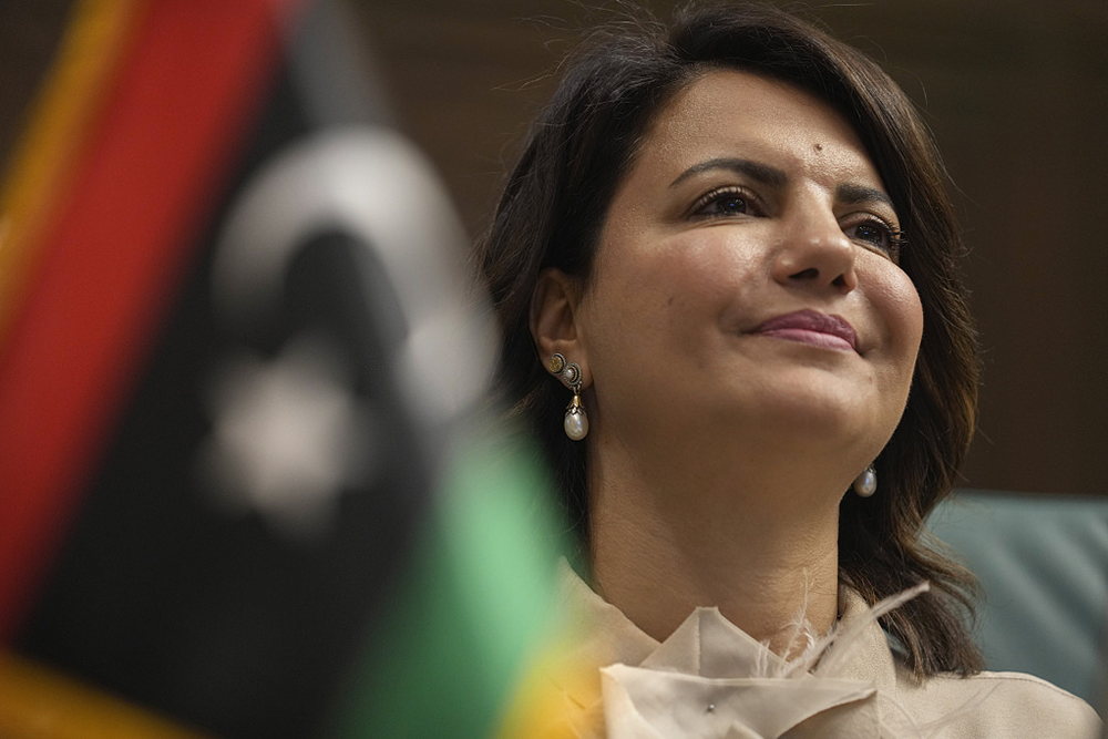 因与以色列外长举行会晤,利比亚外长曼古什被停职