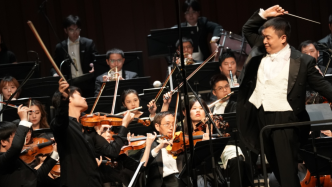 上海杭州双城开幕，听张艺聊上海爱乐乐团新乐季