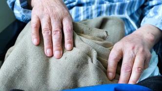 大学生在基层｜珍藏了72年的军毯，长津湖战役老兵为何要捐出？
