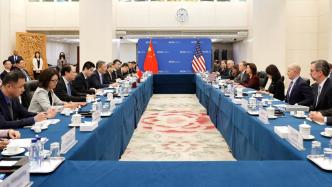 商务部部长王文涛与美国商务部长雷蒙多举行会谈