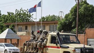 尼日尔当局下令驱逐法国驻尼日尔大使