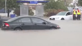 美国拉斯维加斯暴雨引发洪水并致交通受阻, 至少1人死亡