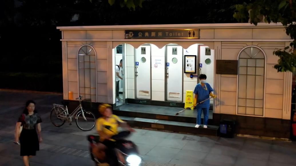 @夜归人们，上海浦东新增133座公厕实现全时段开放