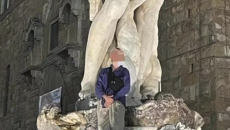 德国男子为拍照破坏意大利喷泉，造成5000欧元预估损失